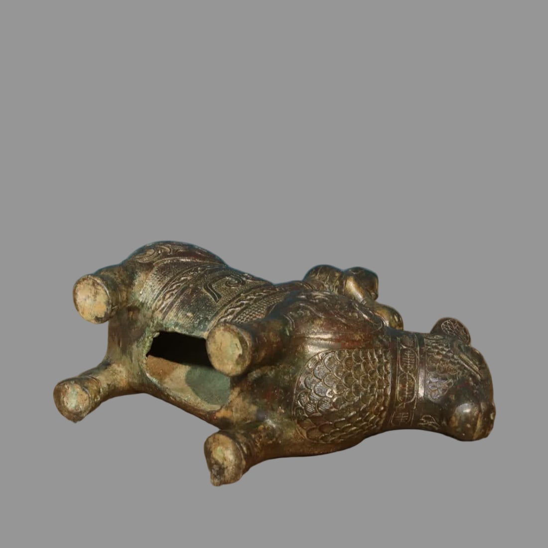 A bronze lamp plate - 9