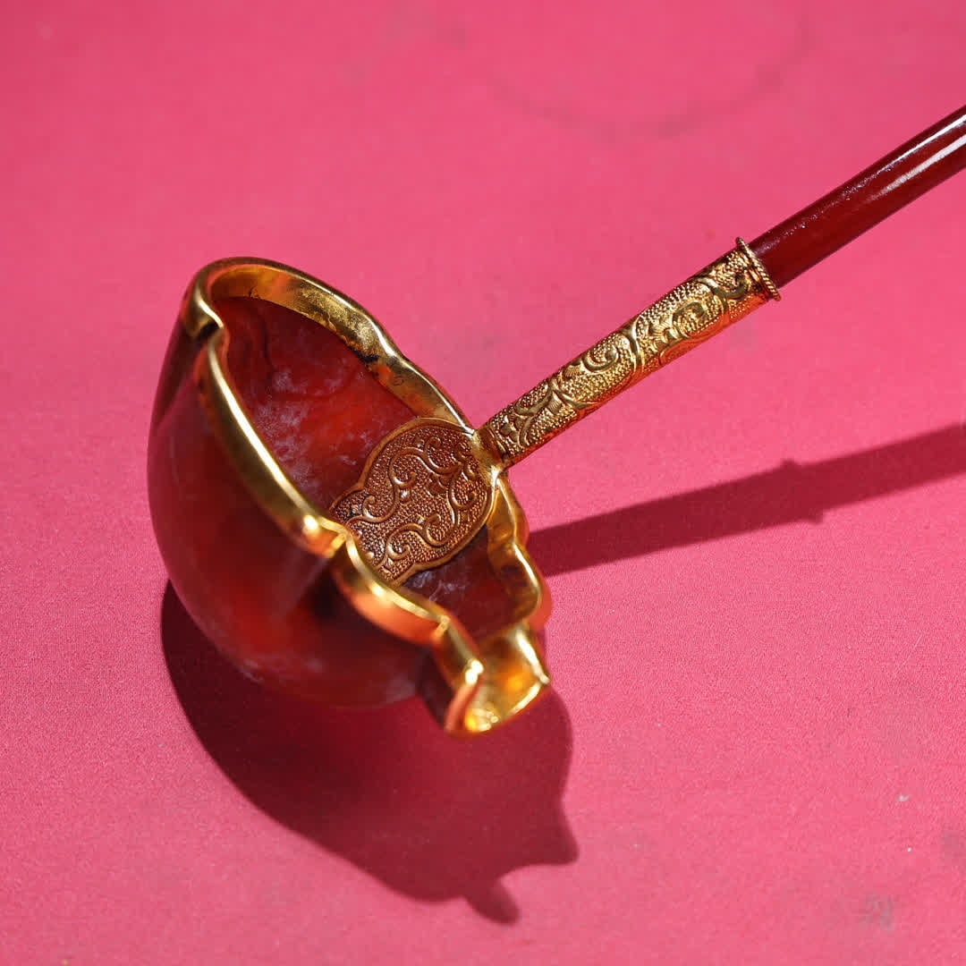 A Han Dynasty agate copper gilt spoon - 5