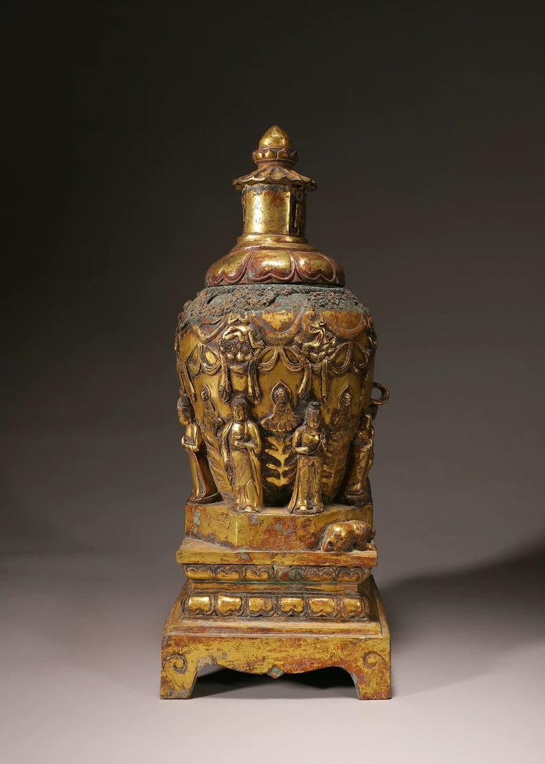 A copper gilt stupa - 7
