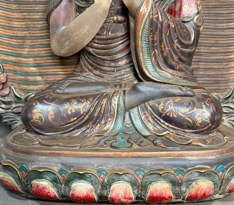 A Tang Dynasty glazed Buddha statue - 3