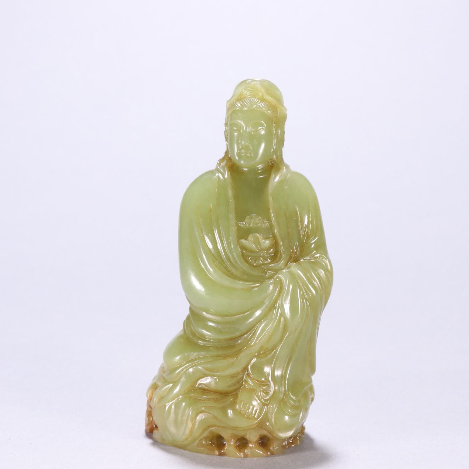 A statue of Guanyin in the Qing Dynasty and Hetian topaz: Qing Dynasty Hetian topaz Guanyin statue SIZE: H:11.1cm W:5.3cm W:320g (The Dimensions Of All Batches Are Manually Measured.If You Need More Detailed Information, Please Contact Our Customer Service B