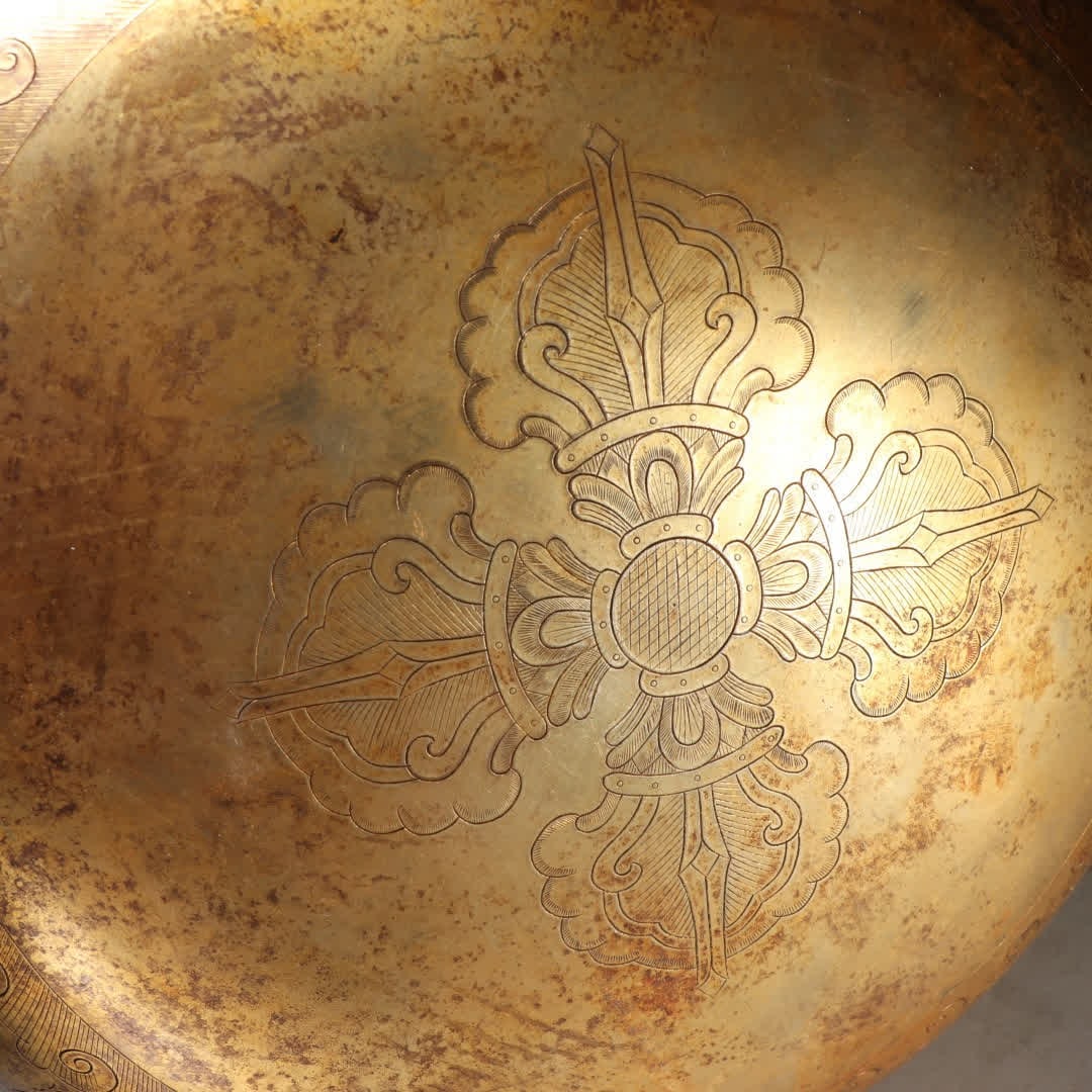 A Qing Dynasty copper gilt Buddha pattern bowl - 9