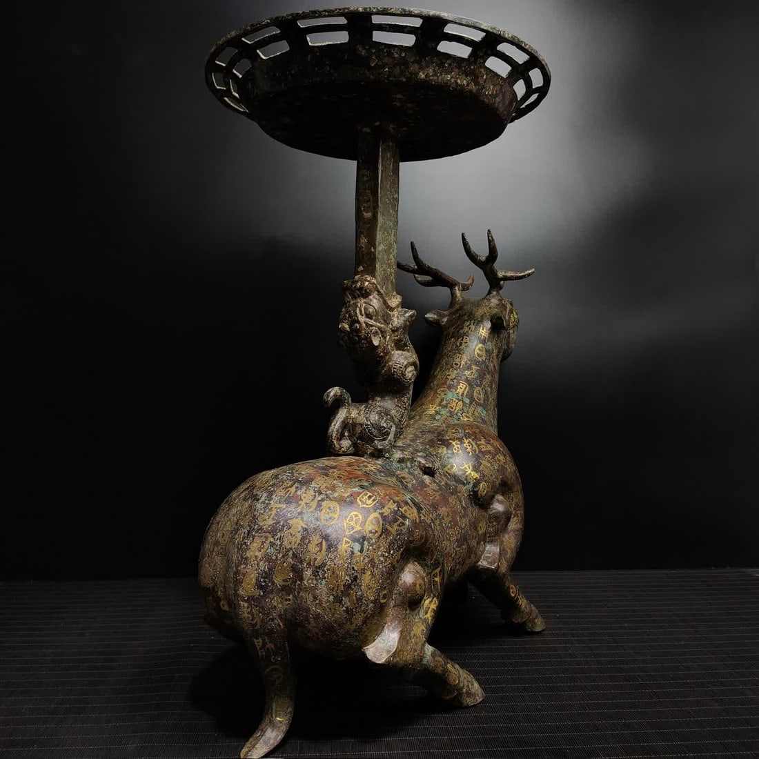 A Warring States bronze deer lamp - 6