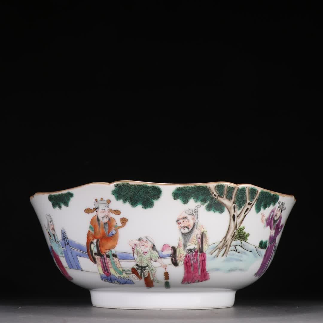 A Qing Dynasty Xianfeng pastel character story flower mouth bowl: Qing Dynasty Xianfeng pastel character story flower mouth bowl SIZE: H:9cm MouthD:22.5cm (The Dimensions Of All Batches Are Manually Measured.If You Need More Detailed Information, Please Contact Our