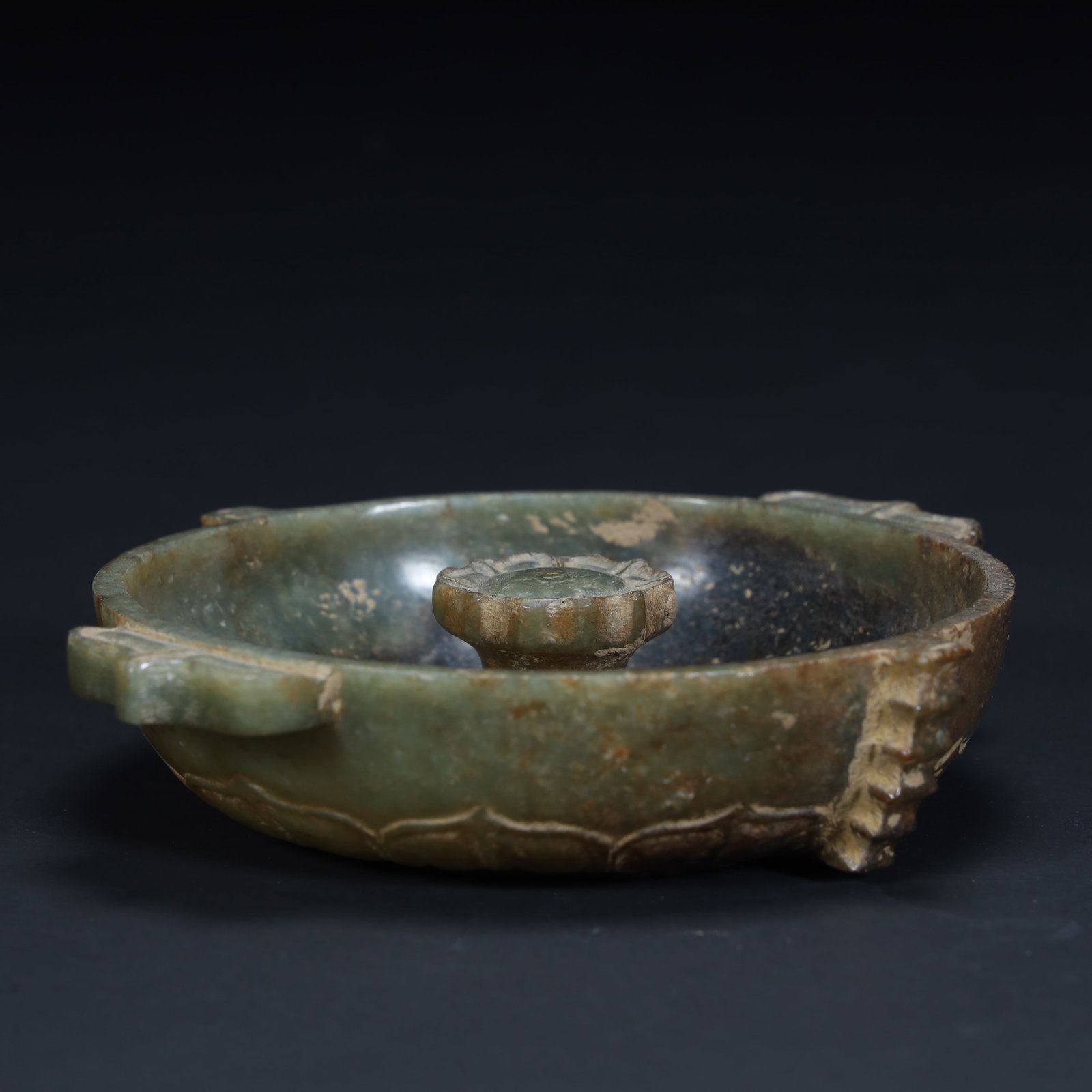 A Han Dynasty ancient jade lotus petal pattern incense insert - 4