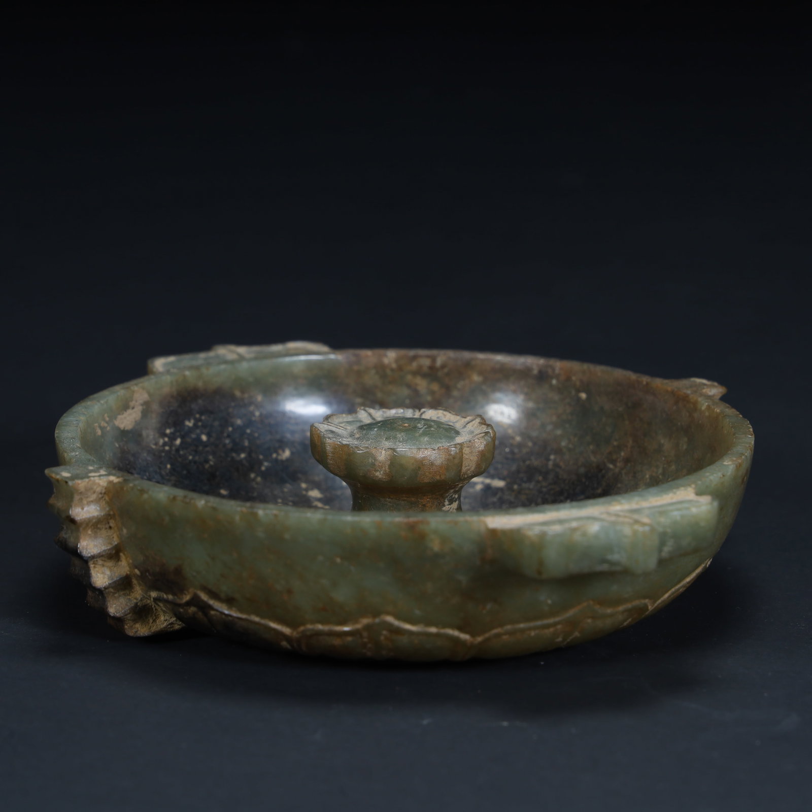 A Han Dynasty ancient jade lotus petal pattern incense insert - 5