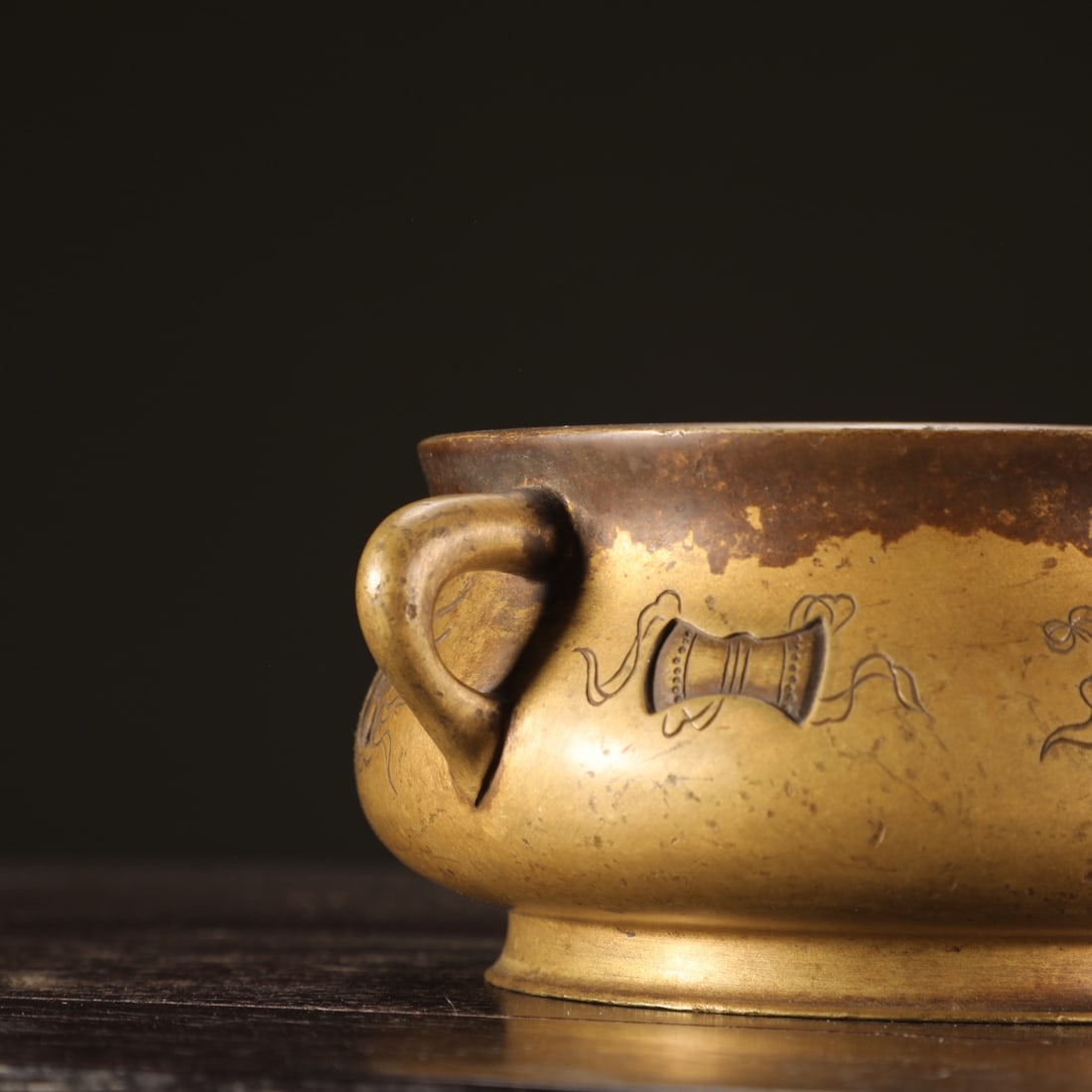 An Exquisite Bronze Dragon Pattern Double-Ears Censer - 7