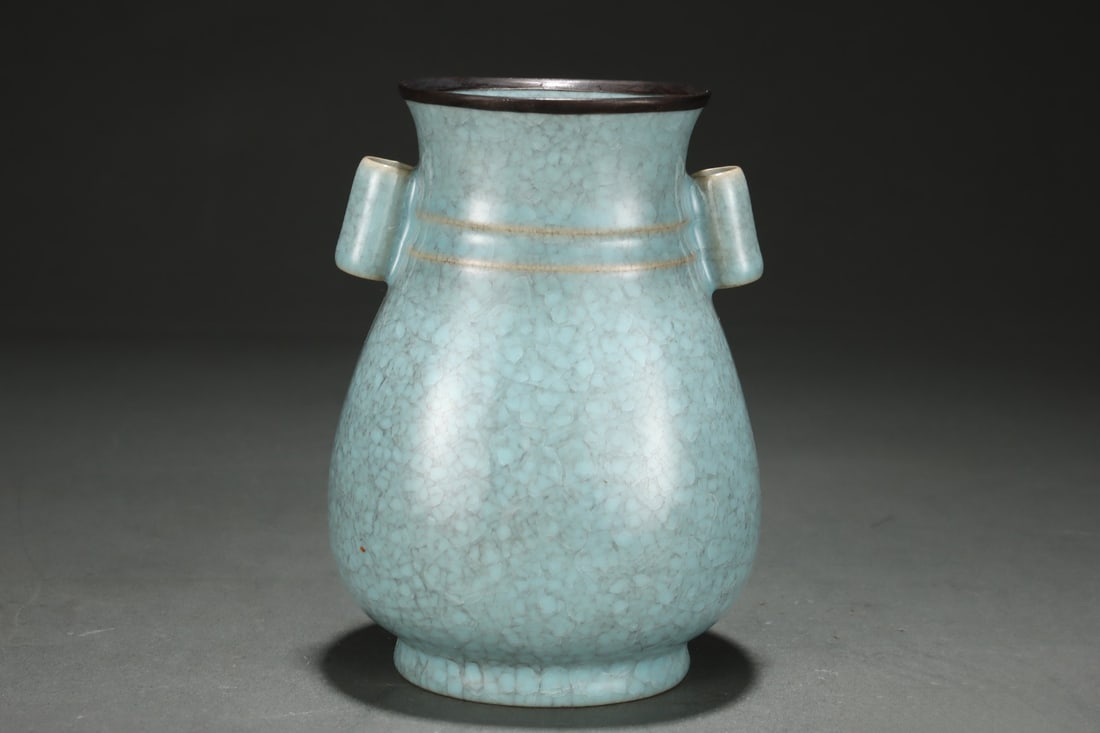 An Exquisite Ru yao Double-Ears Vase - 4
