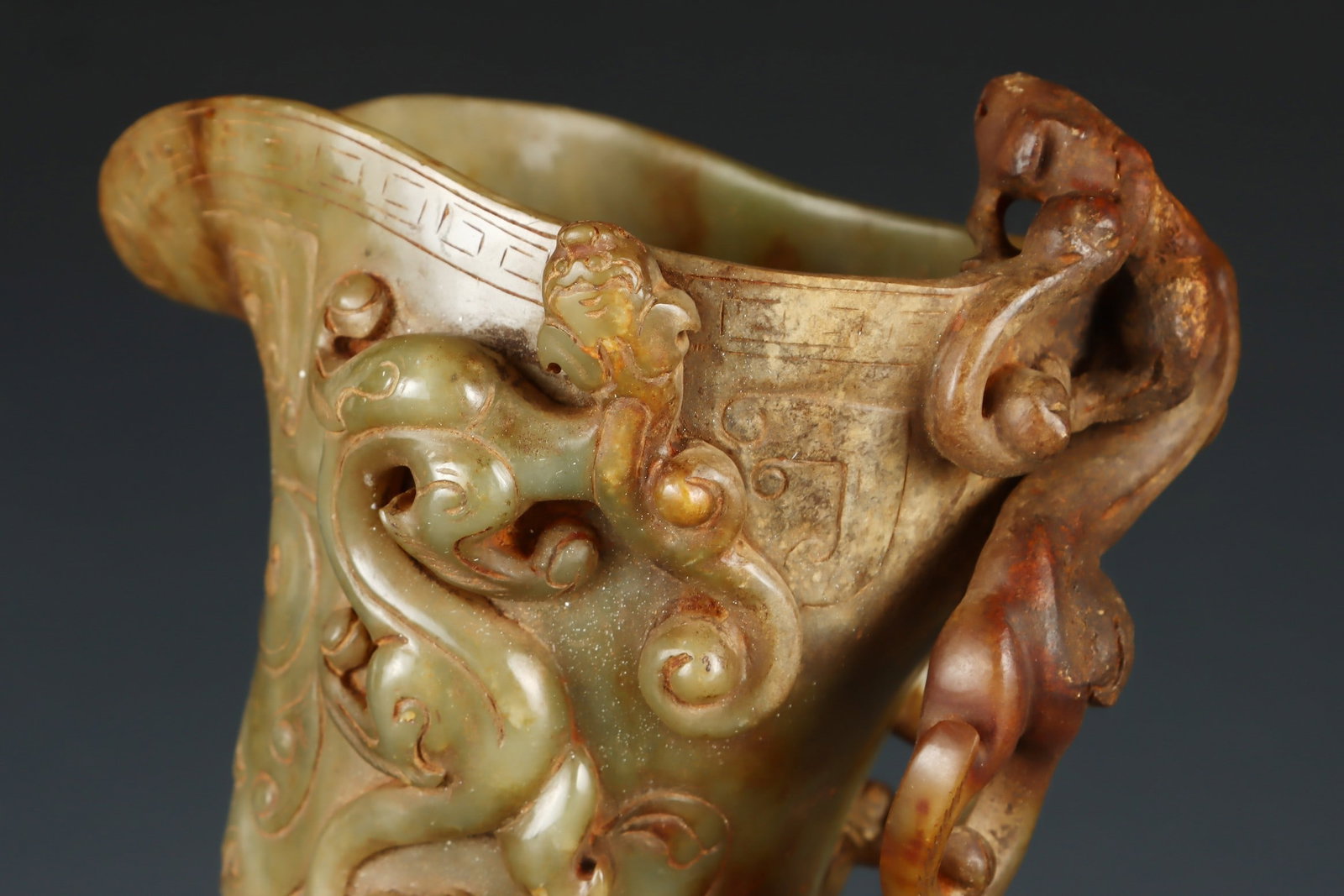 An Exquisite White Jade Chi-Dragon Pattern Beast-Face Pattern Cup - 6