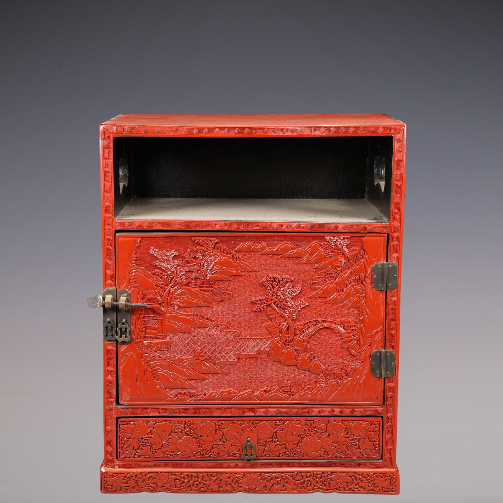 A Exquisite Carved Red Lacquer Flower and Fruit Pattern Landscape Pattern Box: A Exquisite Carved Red Lacquer Flower and Fruit Pattern Landscape Pattern Box Qing Dynasty, China Qianlong Four-character Mark Size:43cmx30cmx54cm Weight:1035g (The Dimensions Of All Batches Are
