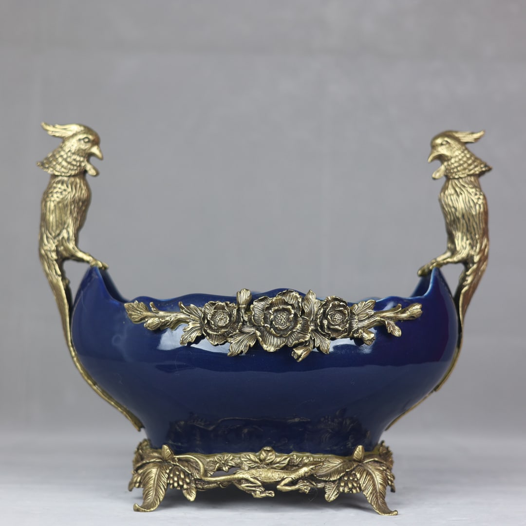 An Exquisite Ji Blue Glazed Inlaid Bronze Flower and Bird Pattern Basin: An Exquisite Ji Blue Glazed Inlaid Bronze Flower and Bird Pattern Basin Qing Dynasty, China Yongzheng Six-character Mark Size:31cmx38cm (The Dimensions Of All Batches Are Manually Measured.If You