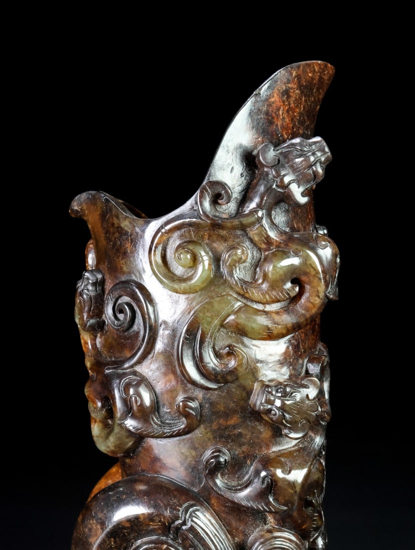 An Exquisite White Jade Chi-Dragon Pattern Goblet - 2