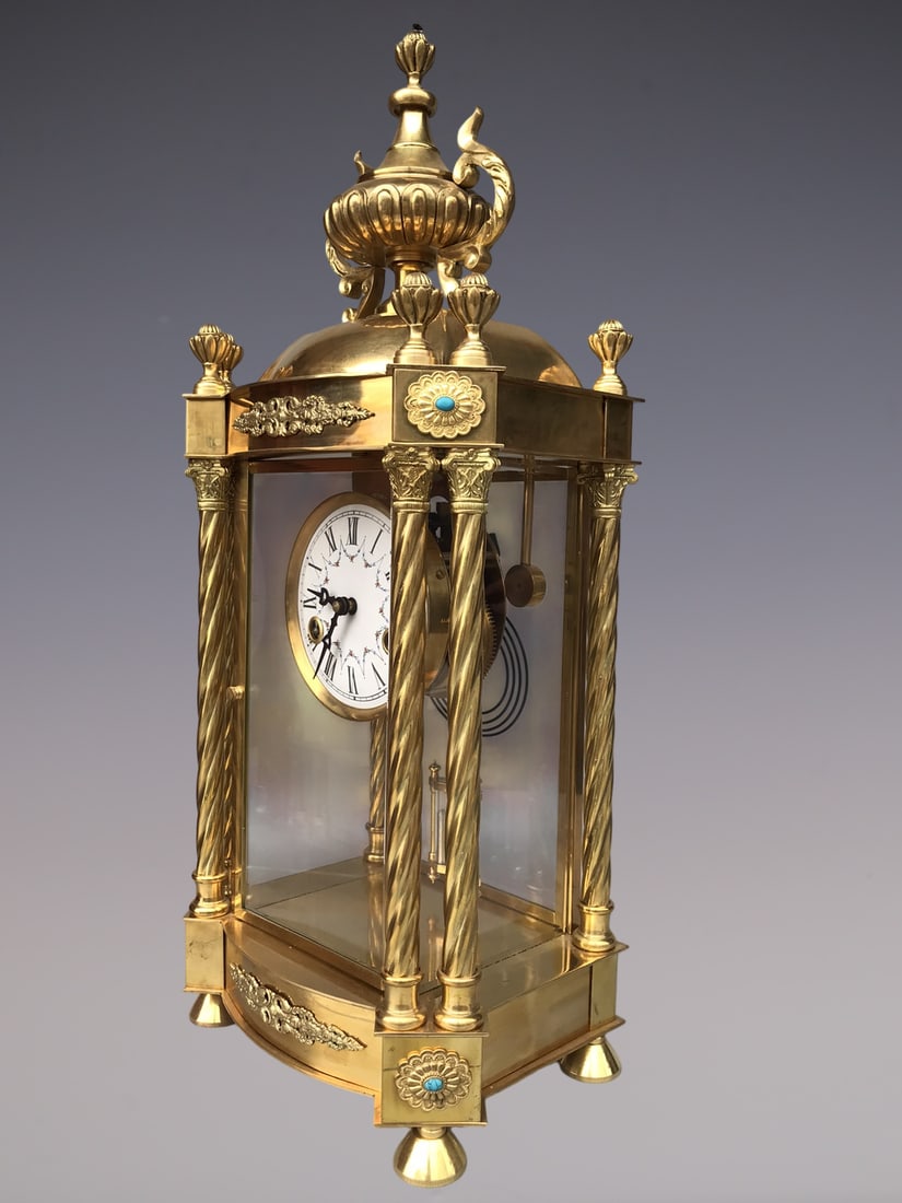 An Exquisite Gilt Bronze Lotus Pattern Clock - 6