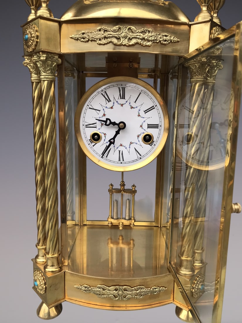 An Exquisite Gilt Bronze Lotus Pattern Clock - 7