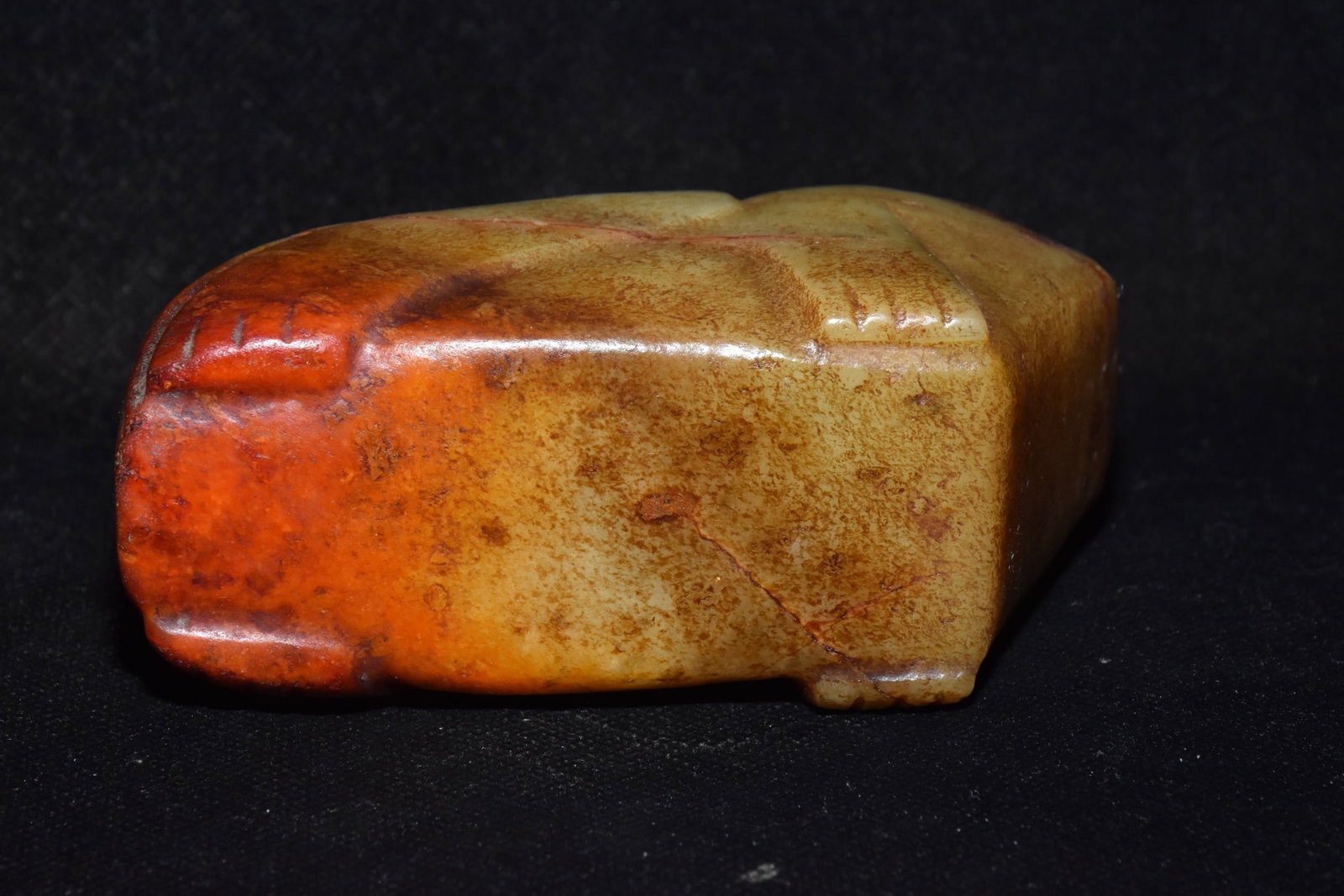 An Exquisite Hemo Jade Ornament - 5