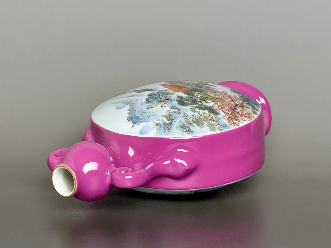 An Exquisite Ruby Red-Glazed Landscape Pattern Gourd-Shaped Double-Ears Vase - 3