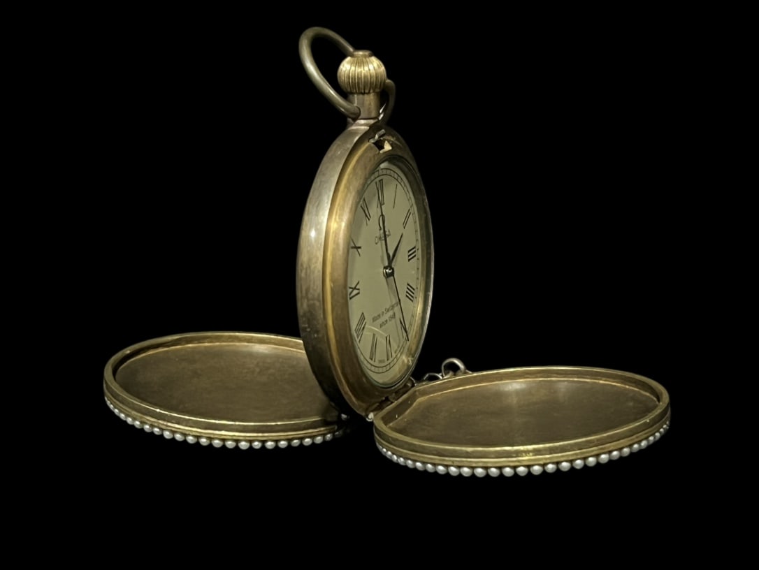 An Exquisite Bronze Pocket watch - 4