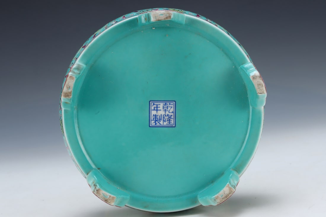 An Exquisite Enamel Lotus Pattern Hatstand - 9