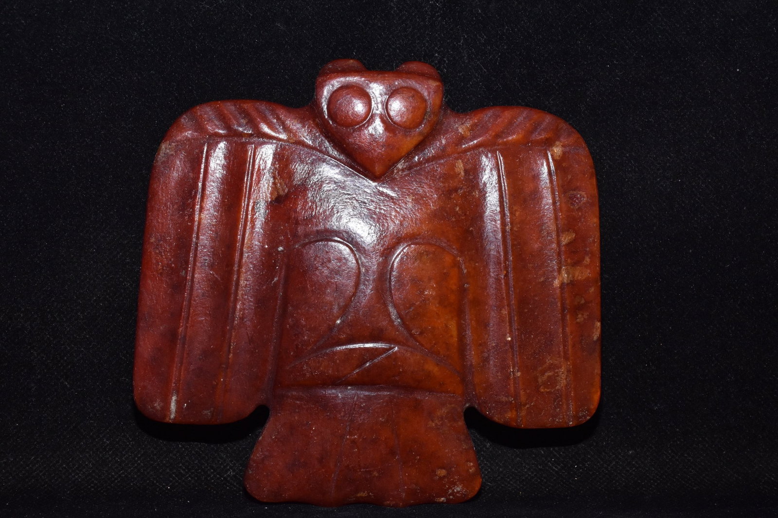 An Exquisite Hemo Jade Bird Ornament (1 of 6)