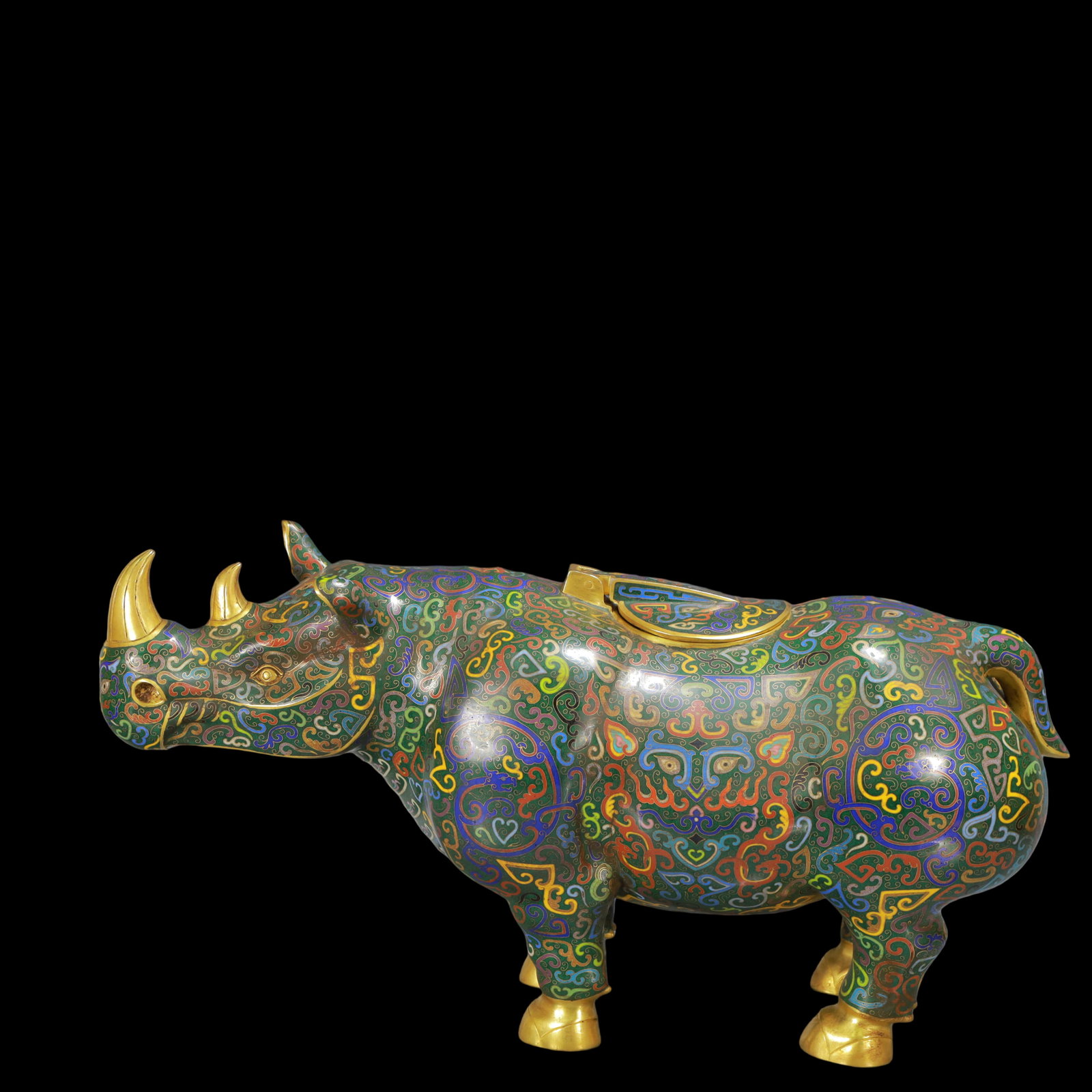 A Huge Cloisonne Rhinoceros Censer: A Huge Cloisonne Rhinoceros Censer Qing Dynasty China Qianlong Four-character Mark Size:60cmx22cmx33cm Weight:14250g (The Dimensions Of All Batches Are Manually Measured.If You Need More Detailed Info