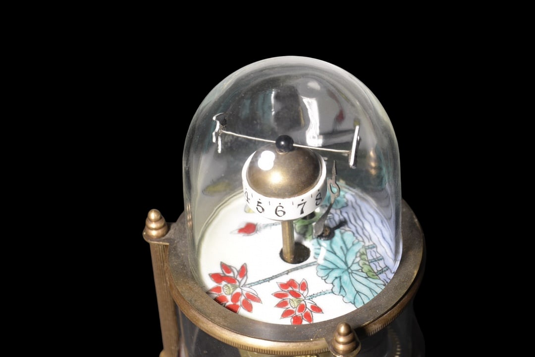 An Exquisite Bronze ainted Enamel Flower Pattern Clock - 6