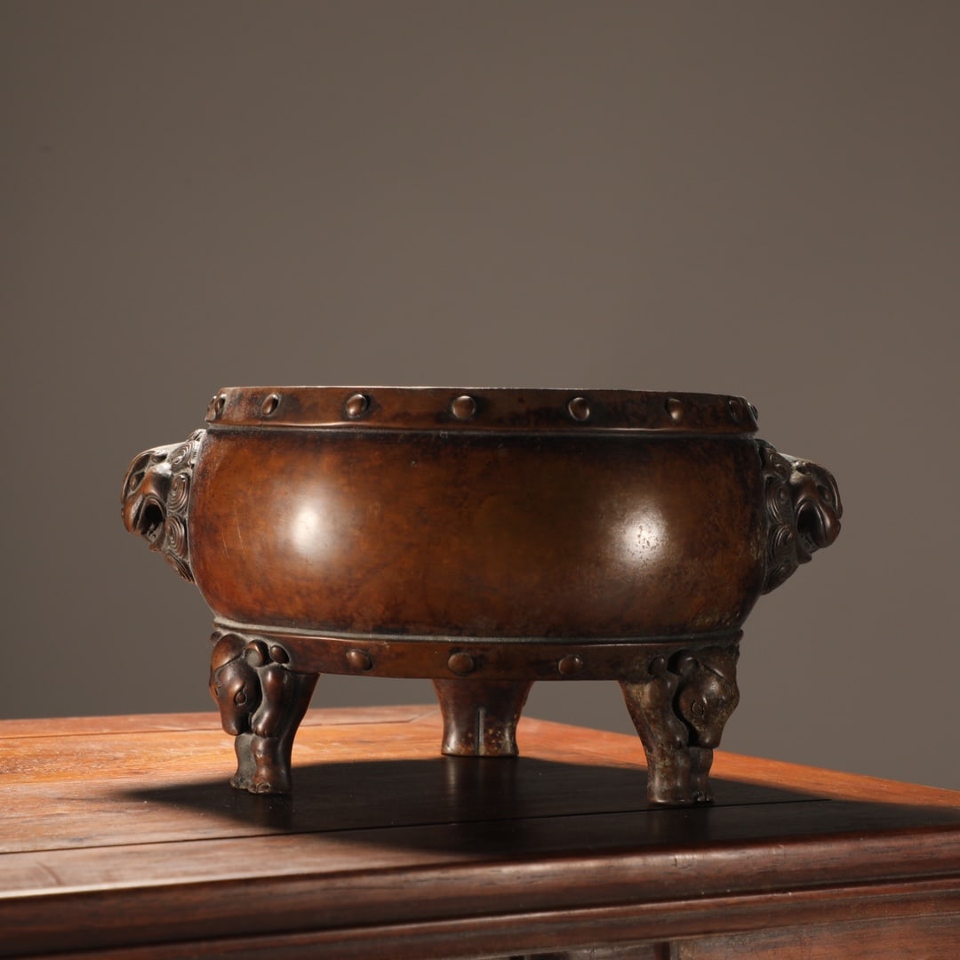 An Exquisite Bronze Double-Ears and Tripod - 2