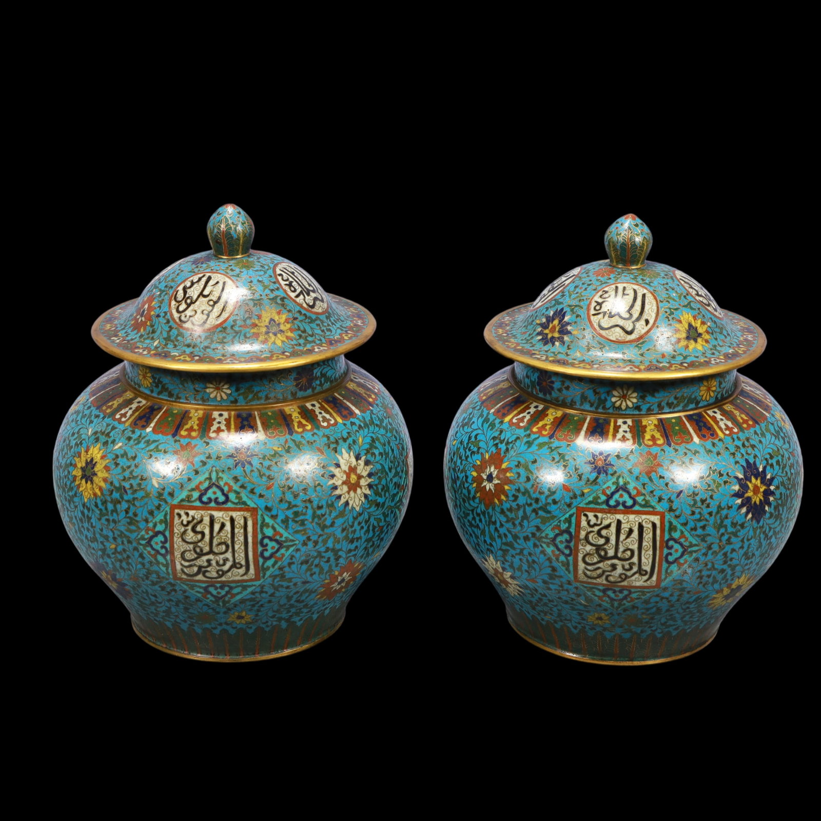 A Exquisite A pair of Cloisonne Lotus Pattern Jar: A Exquisite A pair of Cloisonne Lotus Pattern Jar Ming Dynasty, China Jingtai Six-character Mark Size:23cmx31cm Weight:5800g (The Dimensions Of All Batches Are Manually Measured.If You Need More