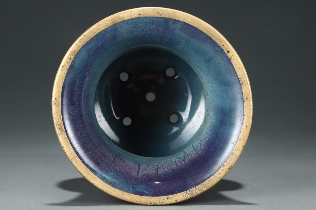 An Exquisite Jun yao Purple Glazed Vase - 7