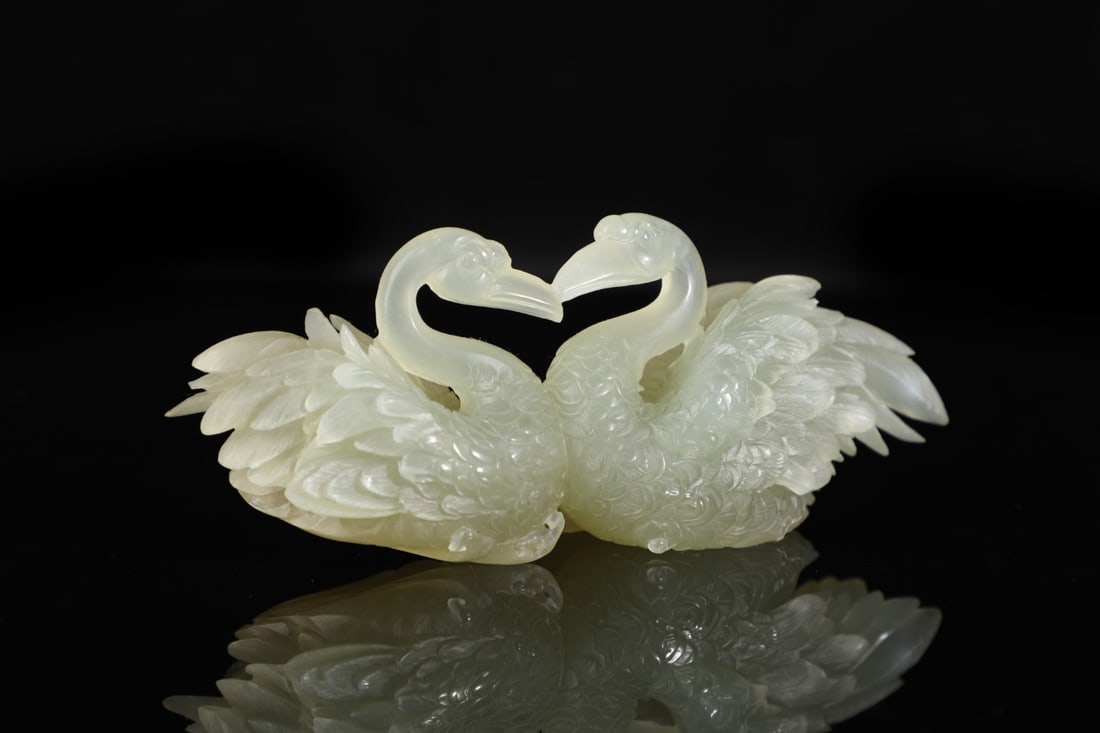 An Exquisite Crystal Goose Ornament - 9