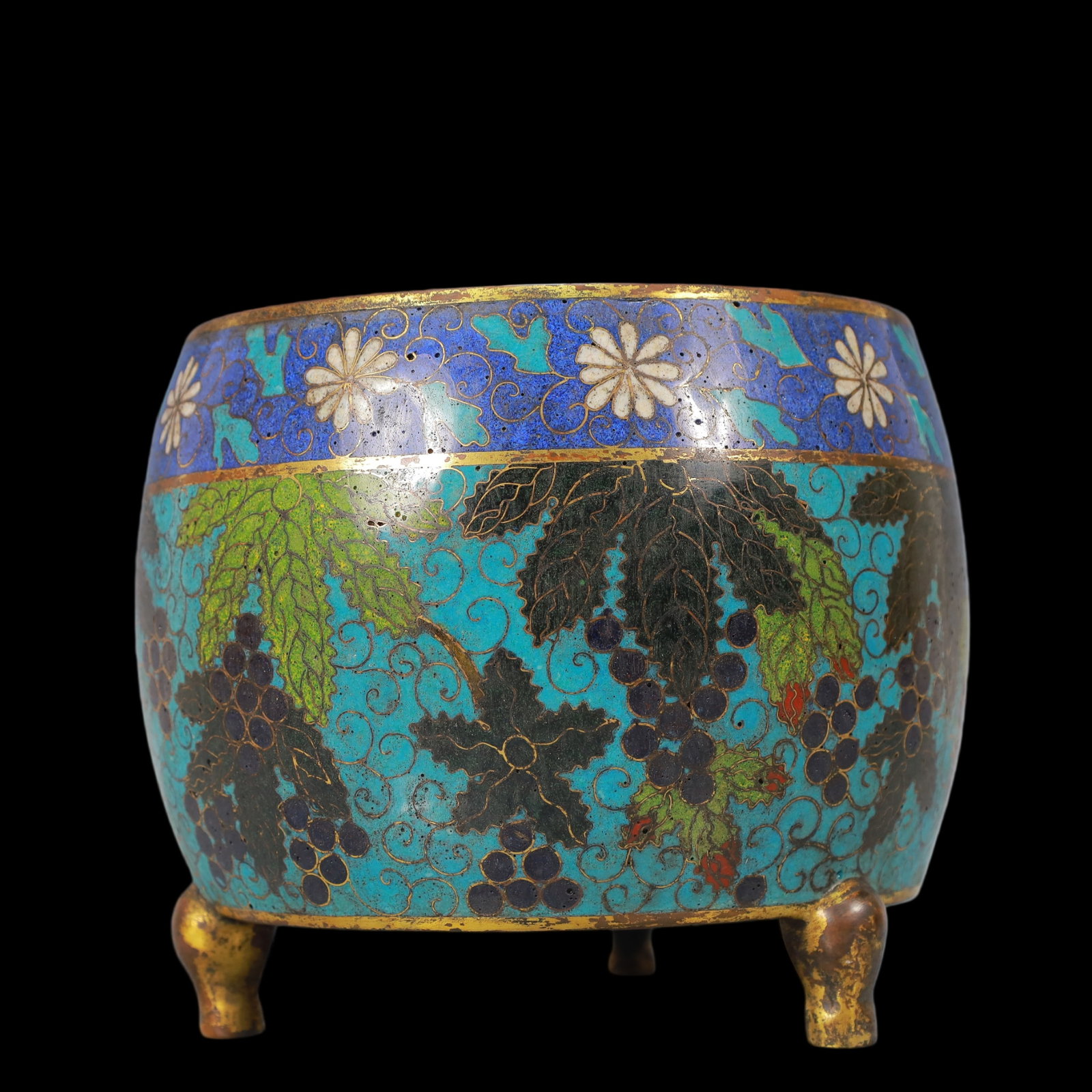 A Exquisite Cloisonne Grapes Pattern Tripod Censer - 4