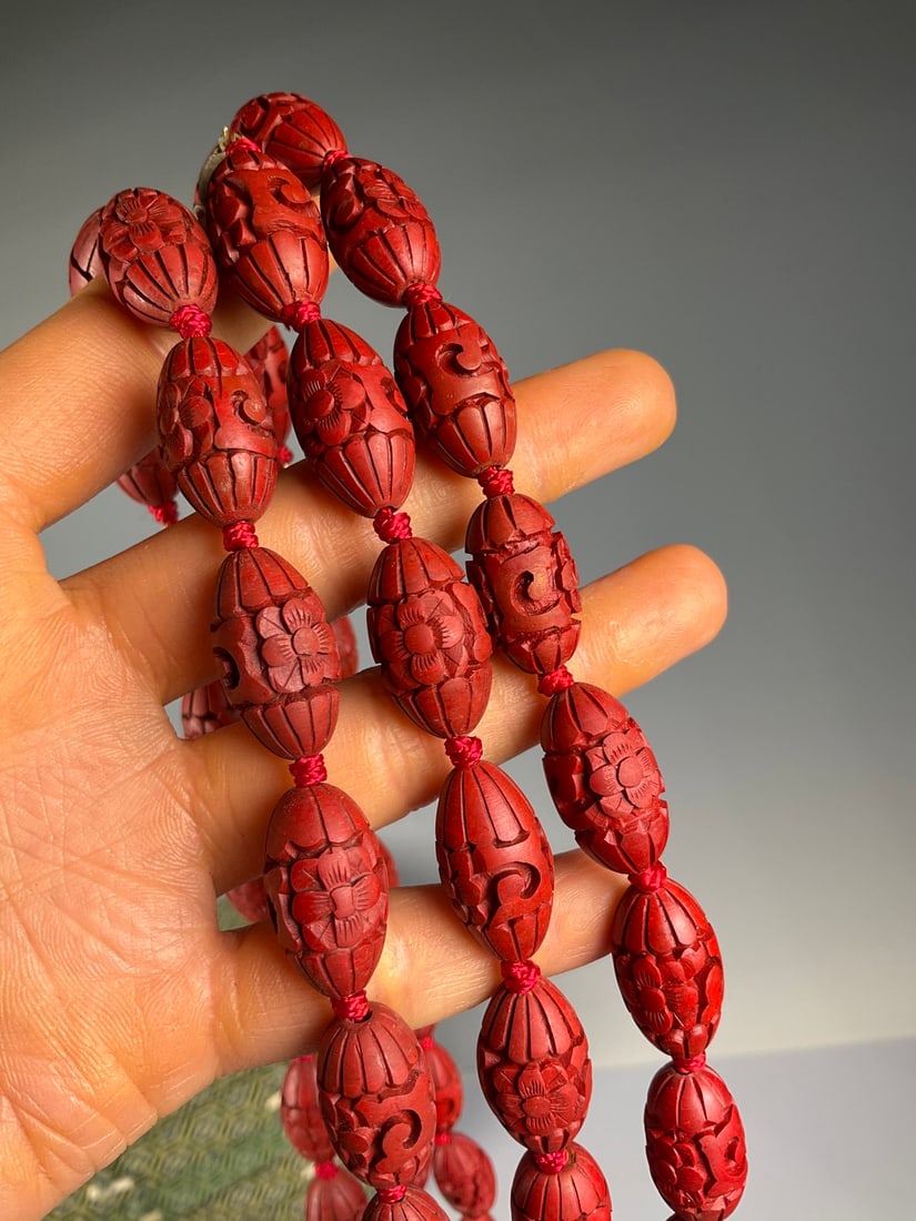 An Exquisite Carved Red Lacquer Necklace - 2