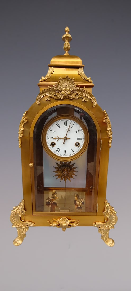 An Exquisite Gilt Bronze Clock (1 of 9)