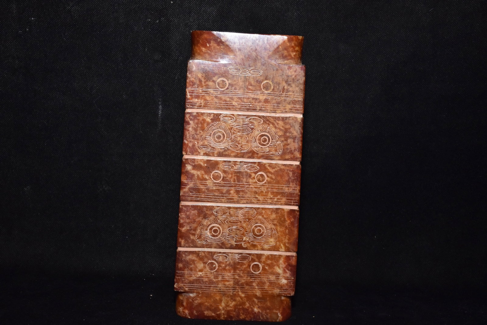 An Exquisite Hemo Jade Ornament: An Exquisite Hemo Jade Ornament Liangzhu Culture Size:20cmx9cm Weight:2240g (The Dimensions Of All Batches Are Manually Measured.If You Need More Detailed Information, Please Contact Our Customer