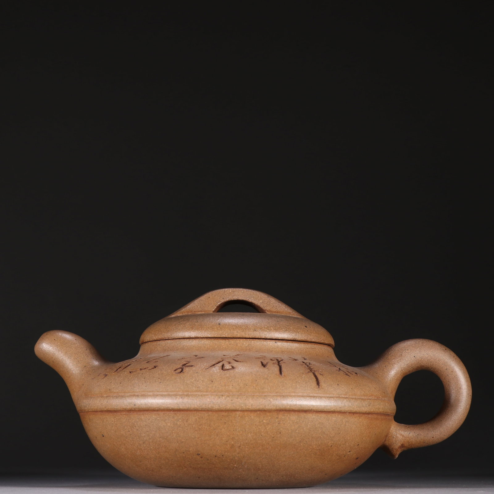 An Exquisite Purple Sands Flower Pattern Teapot - 5