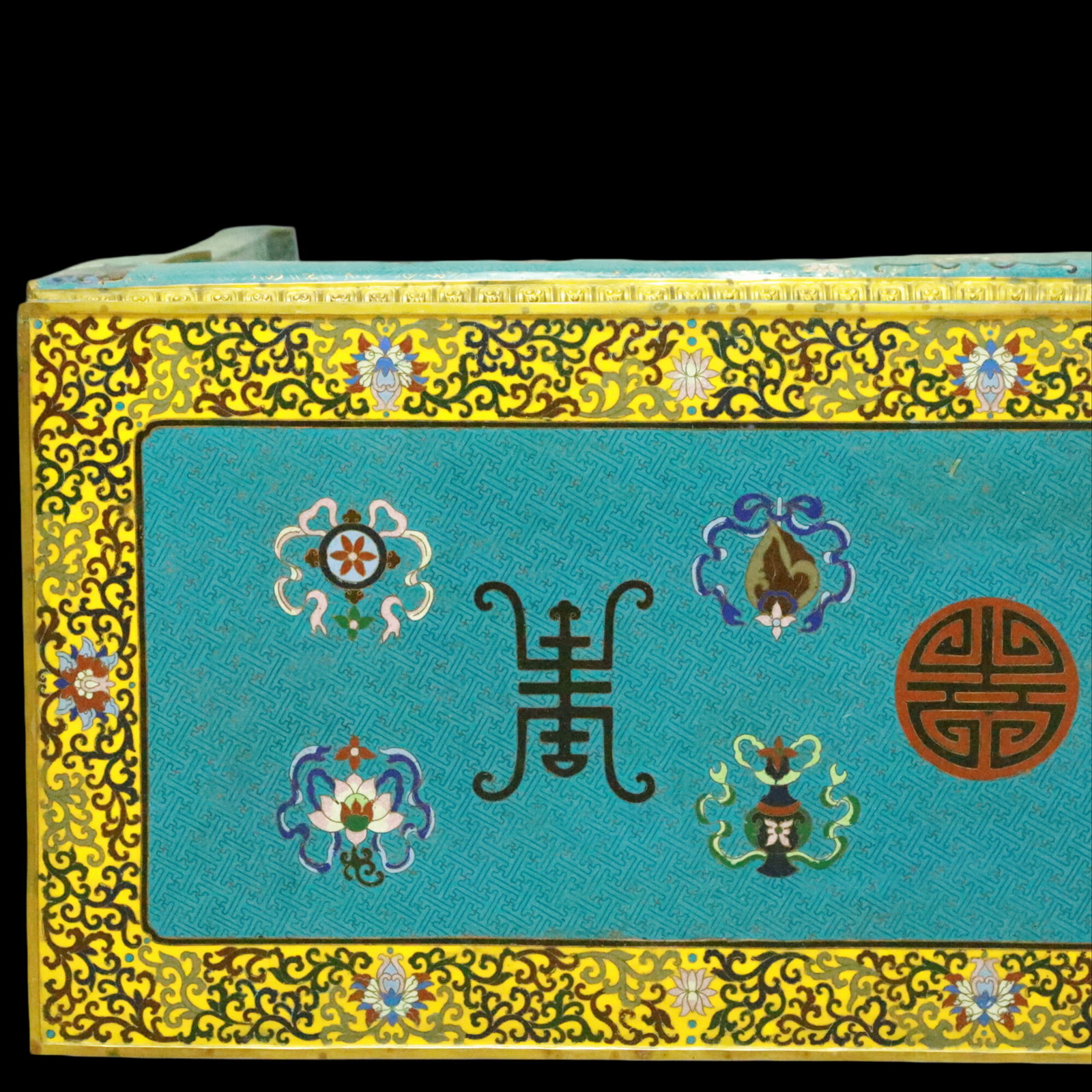 An Exquisite Cloisonne Beast-Face Pattern Bats and Peach Pattern Eight Treasures Pattern Table - 17