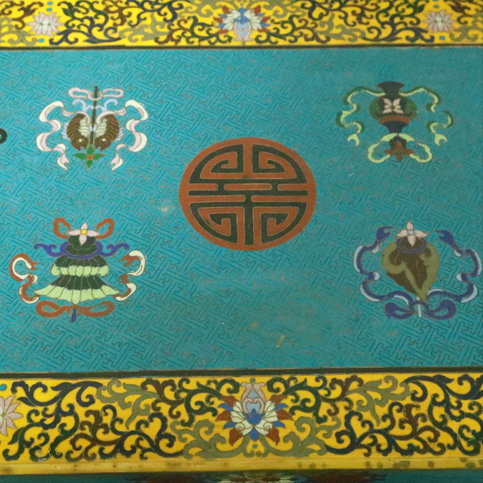An Exquisite Cloisonne Beast-Face Pattern Bats and Peach Pattern Eight Treasures Pattern Table - 5