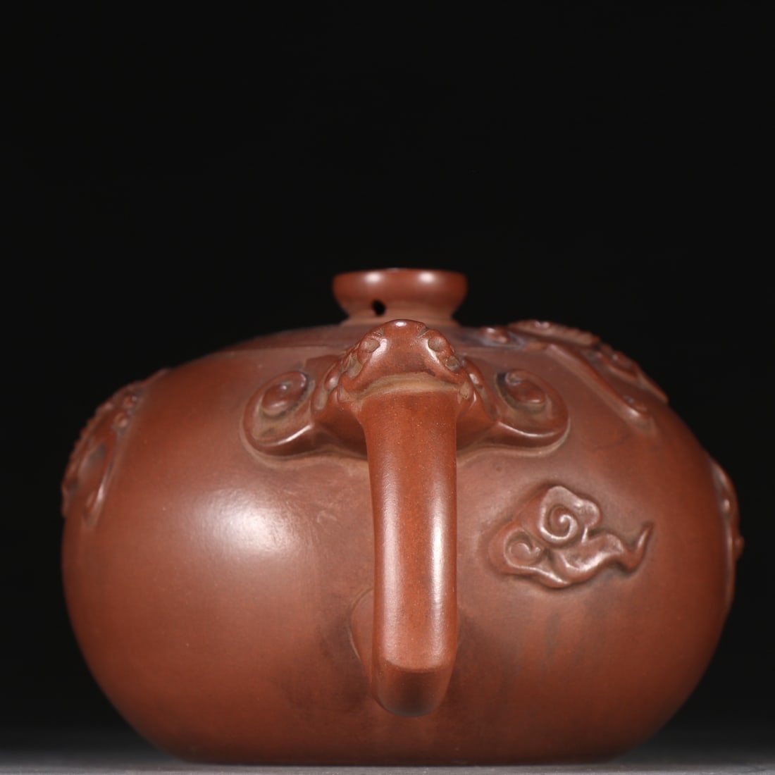 An Exquisite Purple Sands Bats Pattern Teapot - 7