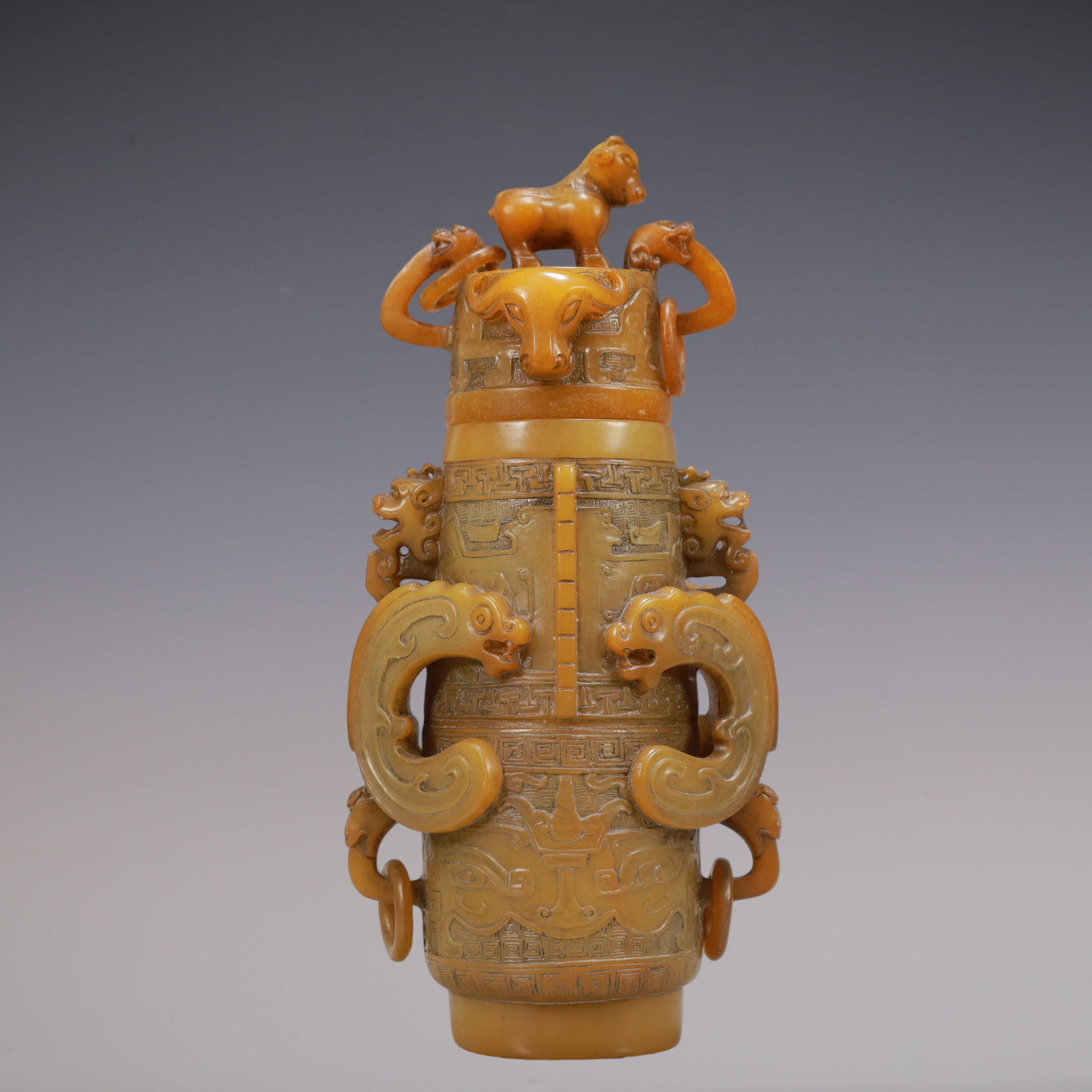 A Exquisite Shoushan Stone Beast-Face Pattern Vase - 5