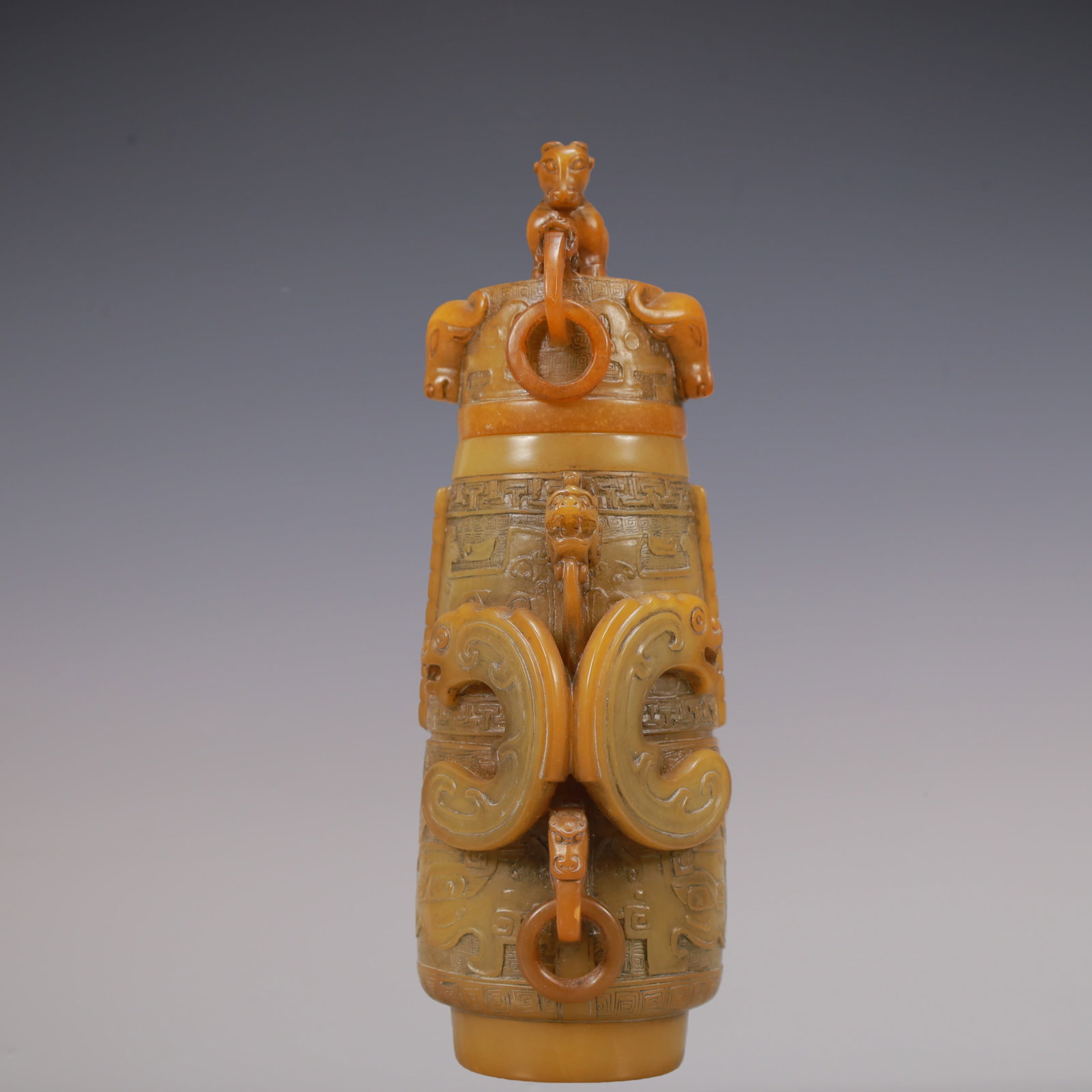 A Exquisite Shoushan Stone Beast-Face Pattern Vase - 6