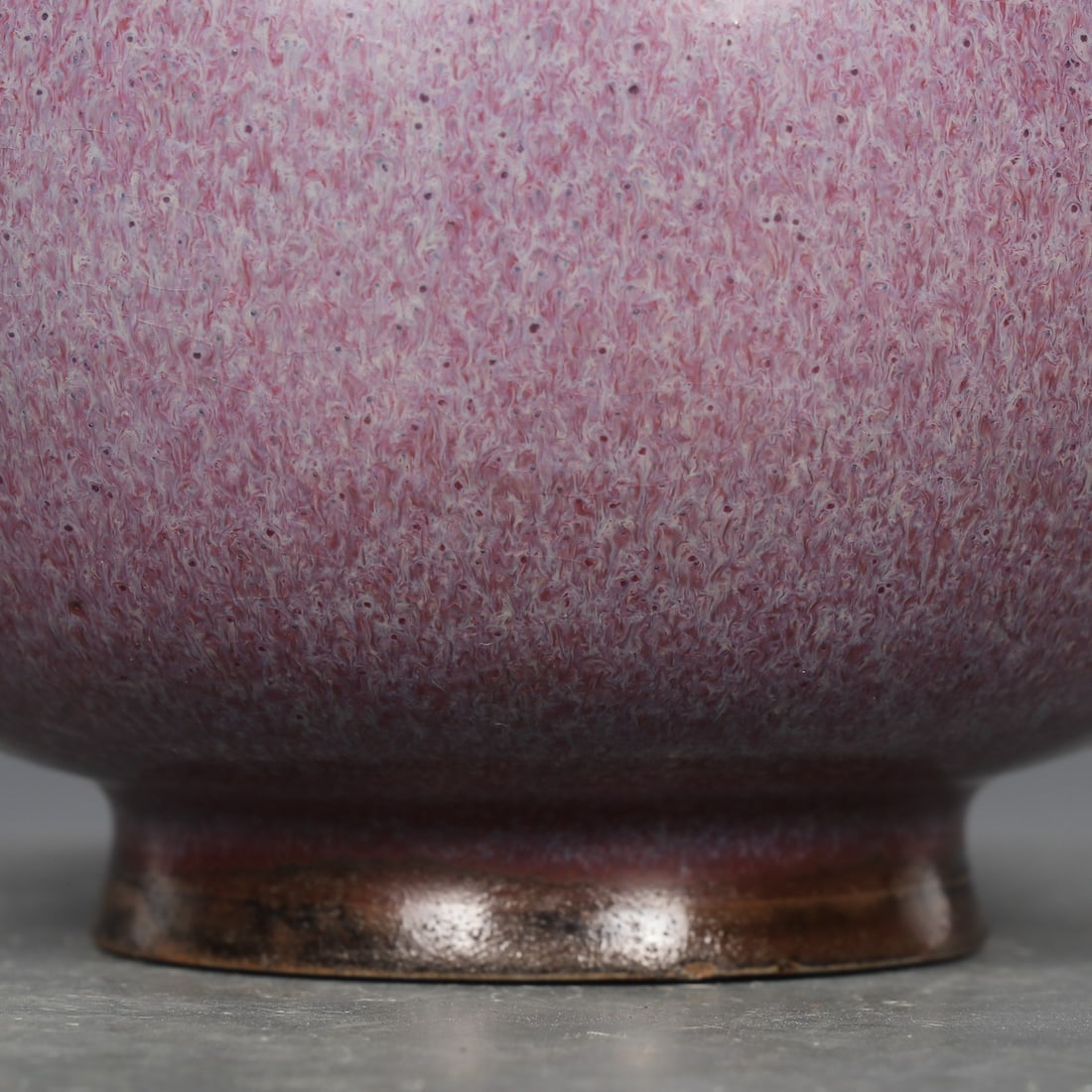 An Exquisite Jun yao Purple Glazed Jar - 4
