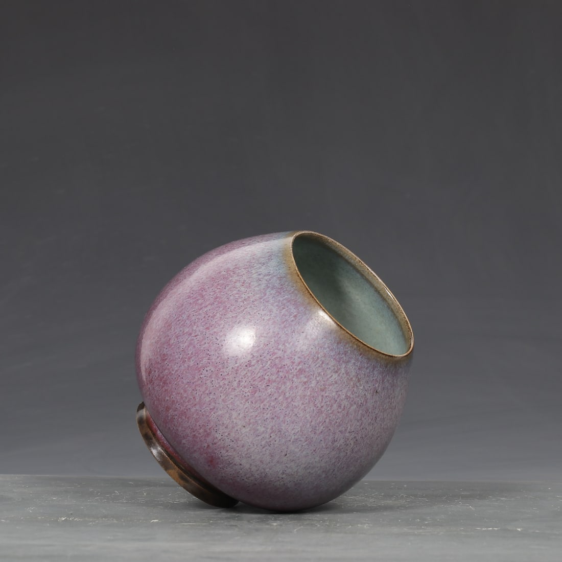 An Exquisite Jun yao Purple Glazed Jar - 6