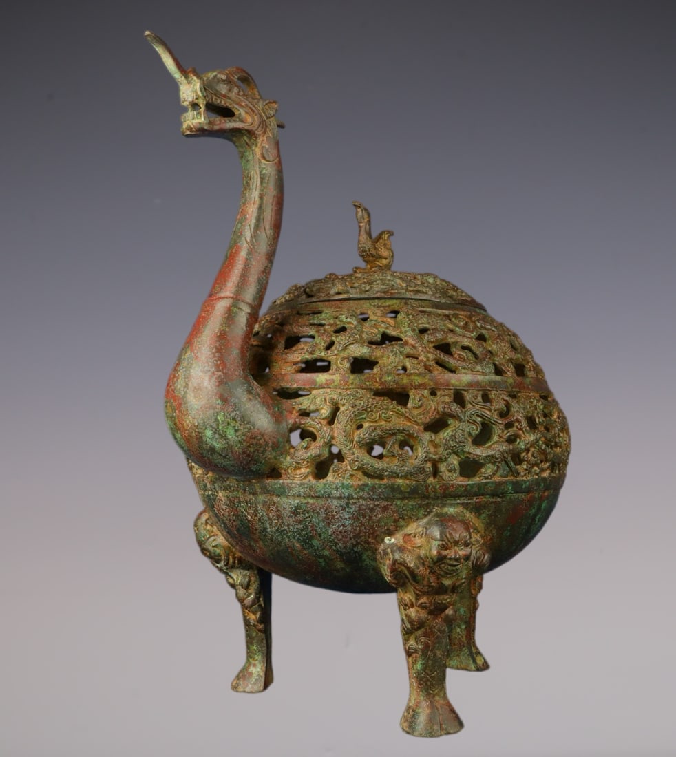An Exquisite Bronze Auspicious Beast Pattern Tripod Censer - 4