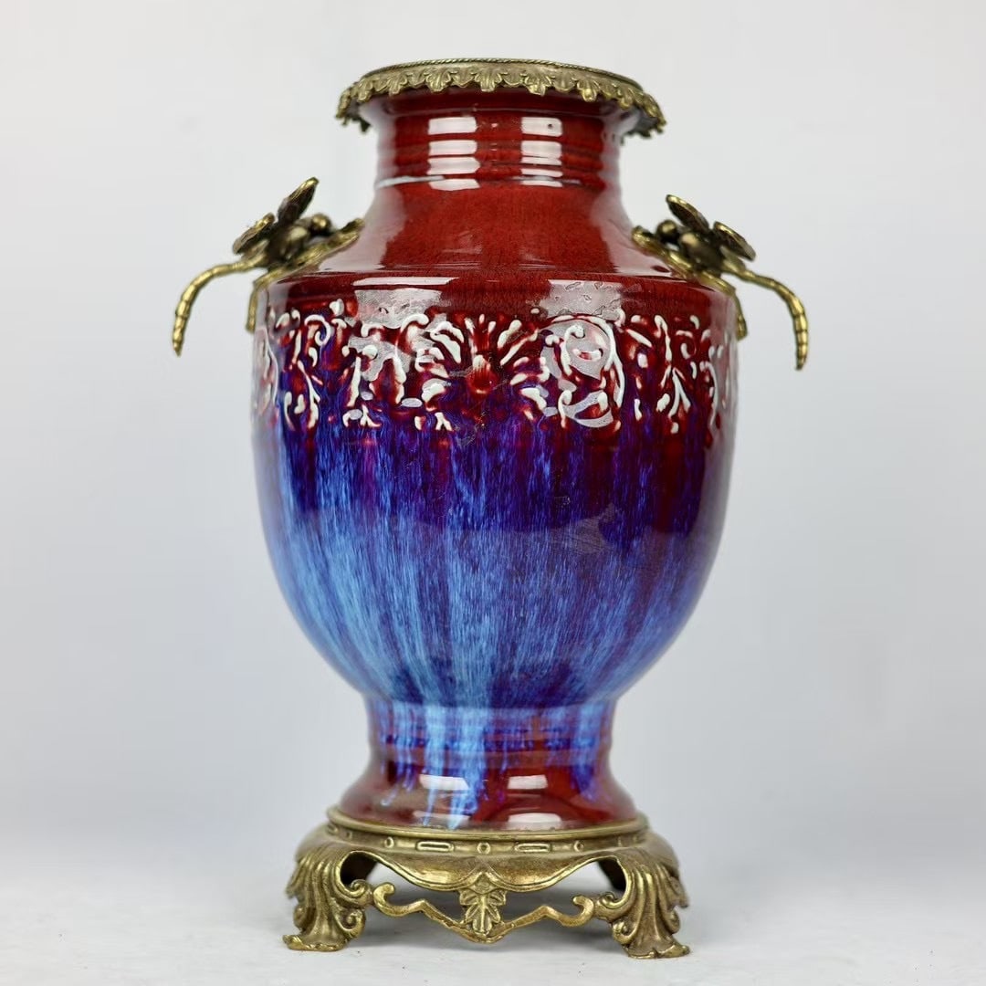 An Exquisite Flambe Glazed Inlaid Bronze Double-Ears Vase: An Exquisite Flambe Glazed Inlaid Bronze Double-Ears Vase Qing Dynasty, China Yongzheng Six-character Mark Size:39cmx26cm (The Dimensions Of All Batches Are Manually Measured.If You Need More