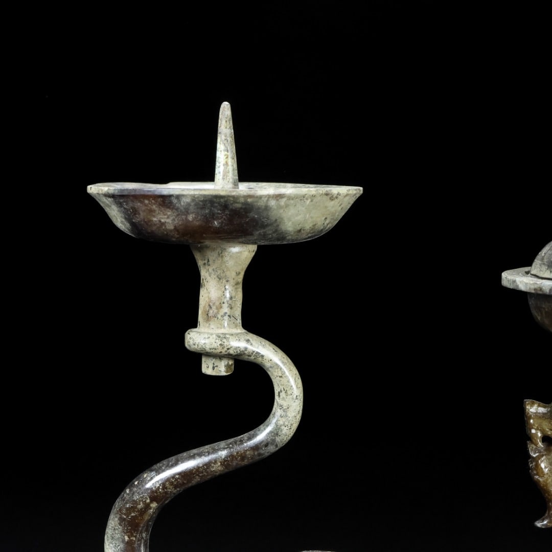 An Exquisite White Jade Dragon-Shaped Candlestick - 5