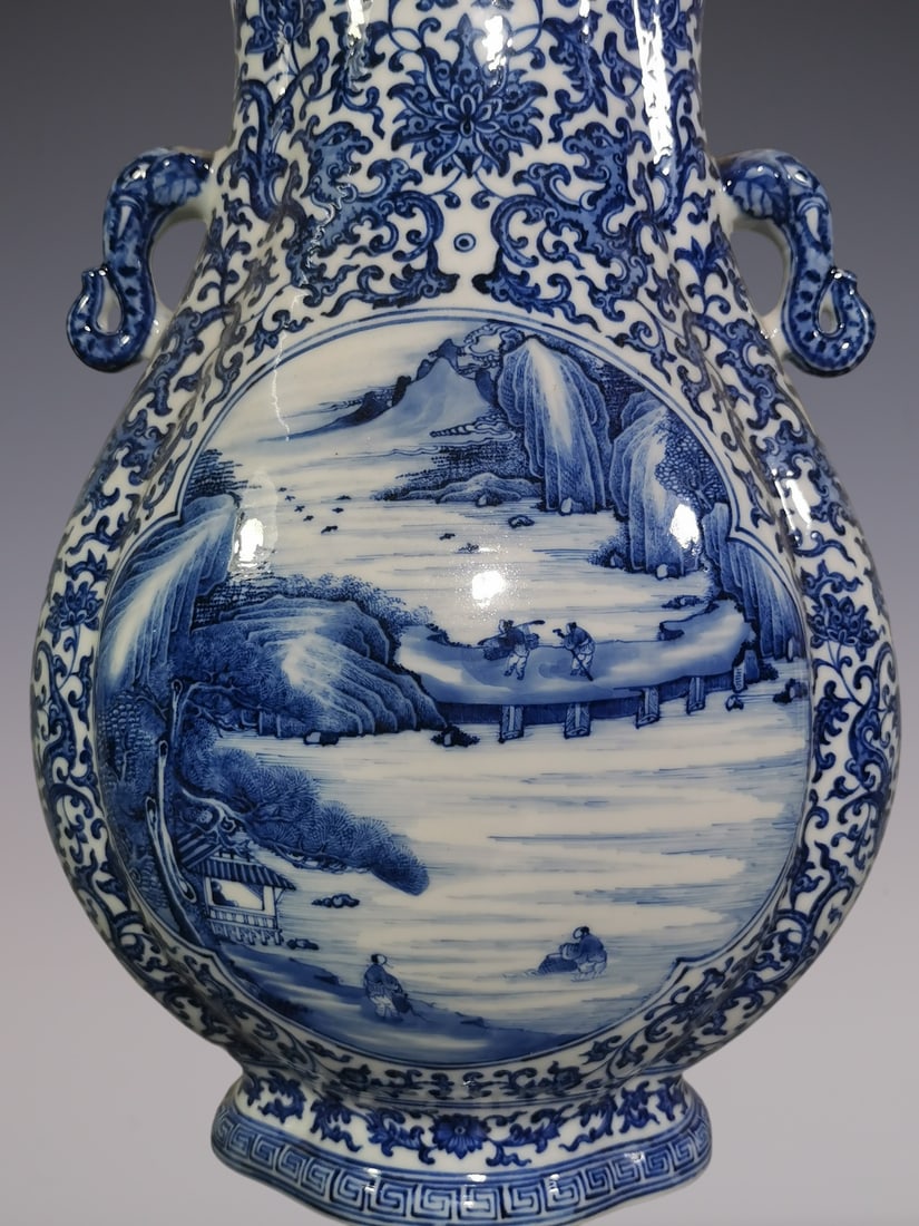 An Exquisite Blue and White Lotus Pattern Dragon Pattern Landscape and Figure Pattern Double-Ears - 3