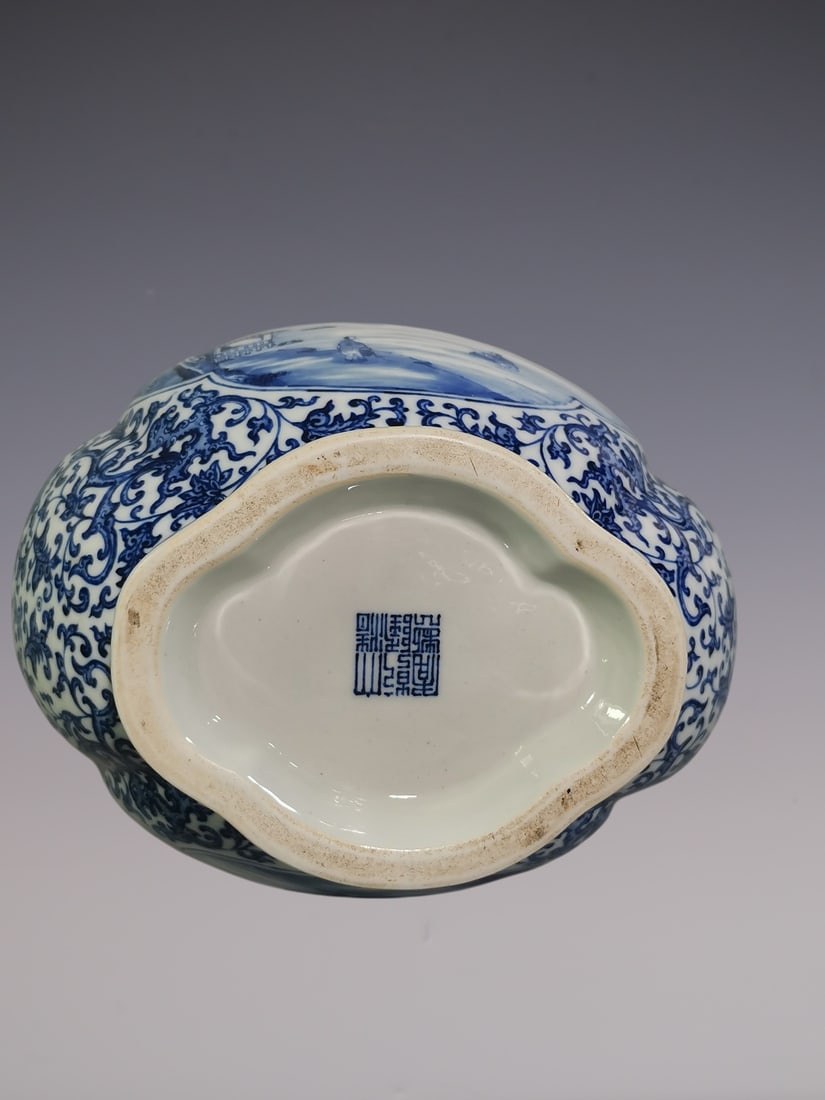 An Exquisite Blue and White Lotus Pattern Dragon Pattern Landscape and Figure Pattern Double-Ears - 8