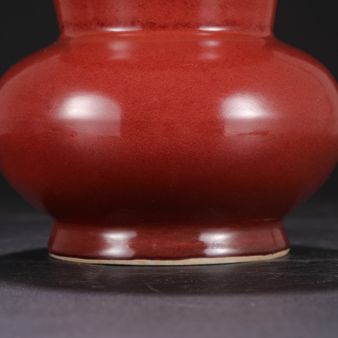 An Exquisite Ruby red-Glazed Vase - 7