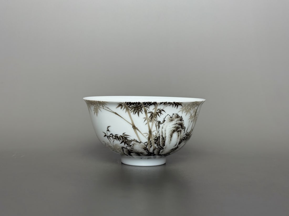 An Exquisite Ink Color Bamboo Pattern with poem Bowl: An Exquisite Ink Color Bamboo Pattern with poem Bowl Qing Dynasty, China Yongzheng Four-character Mark Size:6cmx11.5cm (The Dimensions Of All Batches Are Manually Measured.If You Need More Detailed