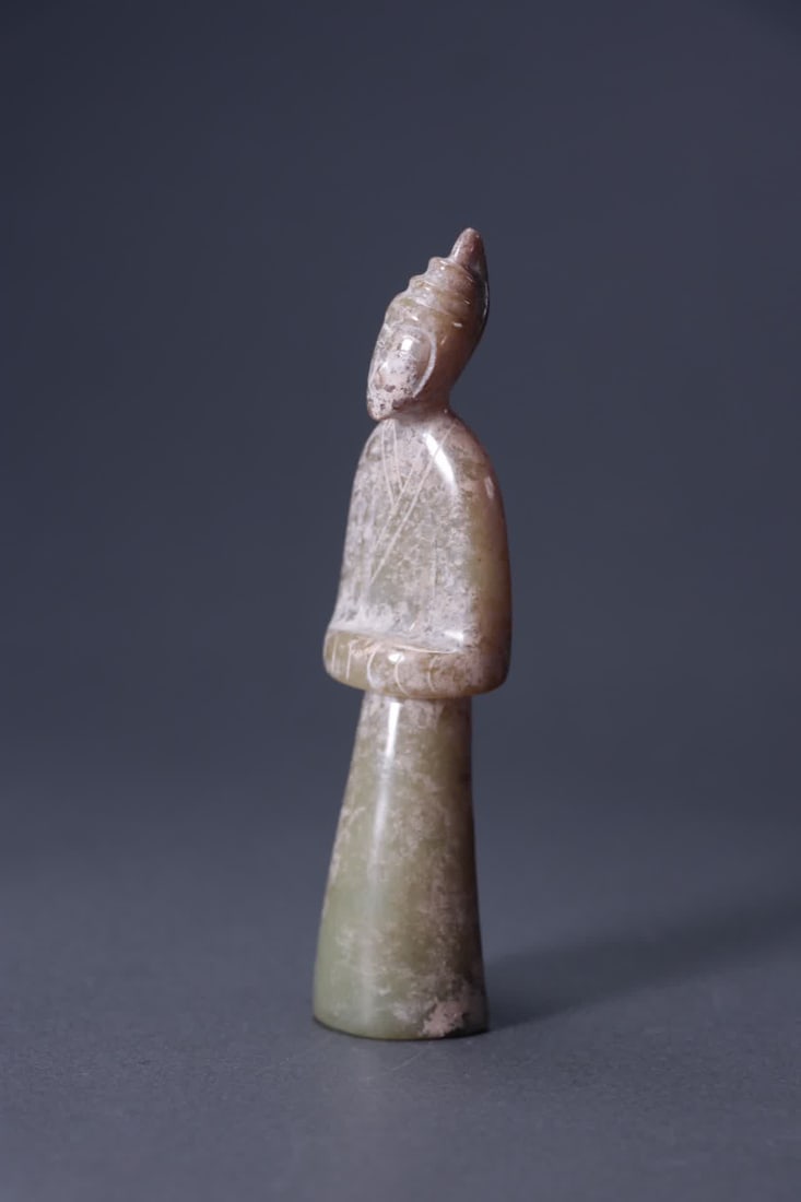 An ancient jade figurine - 6