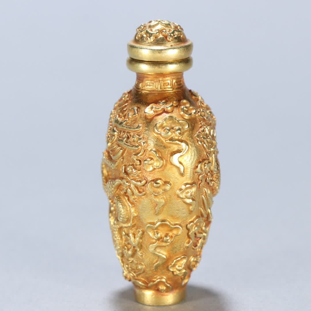A solid gold dragon pattern snuff bottle - 7